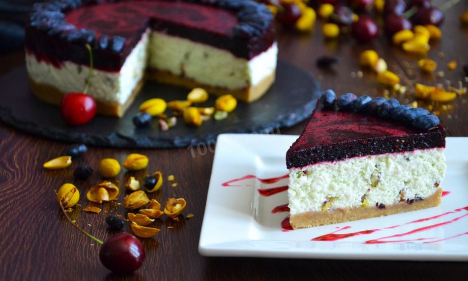 Рецепт йогуртовый фисташковый торт с жимолостью