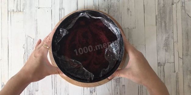 йогуртовый фисташковый торт с жимолостью