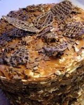 Киевский торт оригинальный с орехами и цукатами