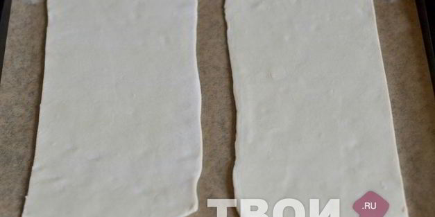 наполеон из слоеного теста