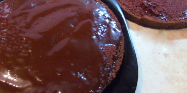 простой шоколадный торт