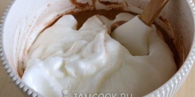 шоколадный бисквит с кофейным ликером