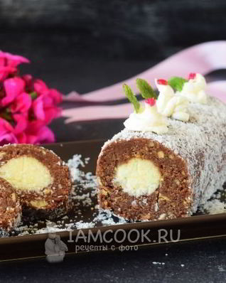 Торт-колбаска из печенья без выпечки