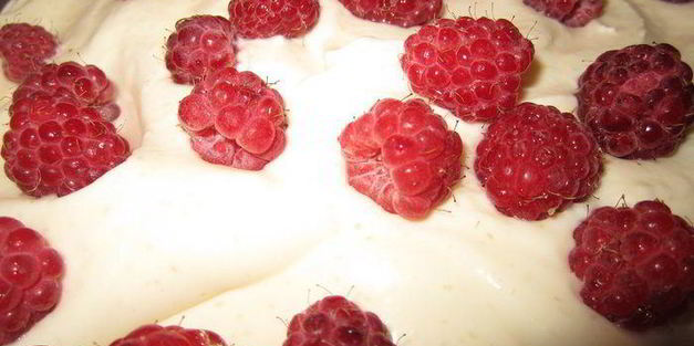 торт молочно-малиновая девочка