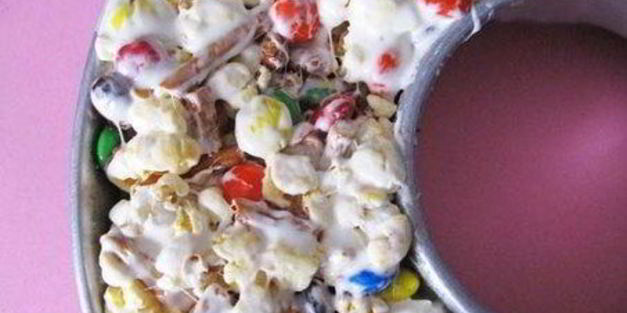 торт с попкoрном