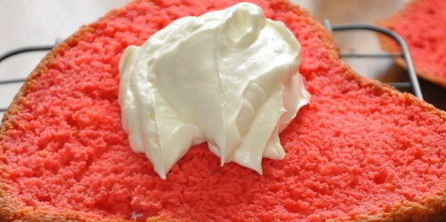 торт сердце