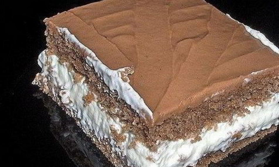 Рецепт торт со сметанно-ванильным кремом и сливочной глазурью