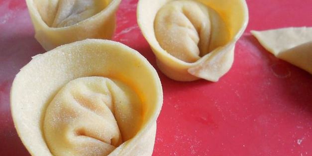 тортеллини с тыквой и кедровыми орешками