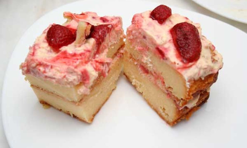 Рецепт творожный торт с клубникой