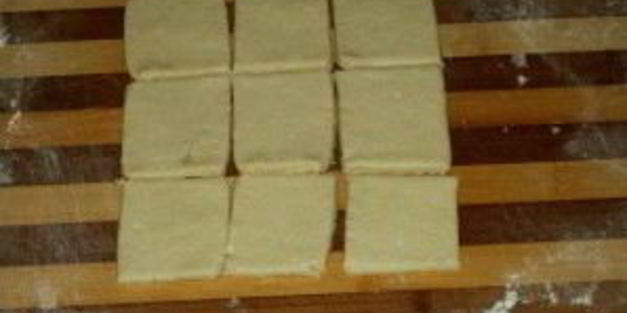 творожные конвертики с сахаром