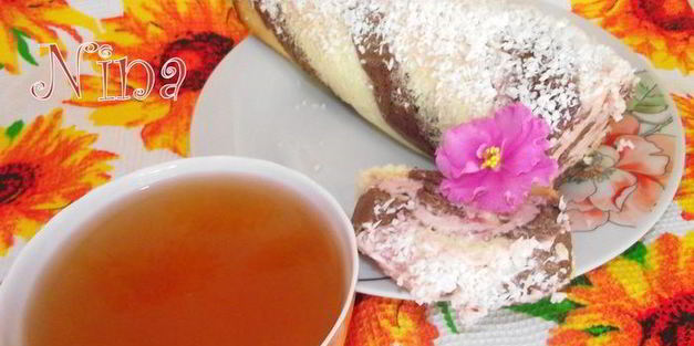 вишневый полосатый рулет