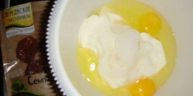 блинная запеканка с творогом и сушеными сливами