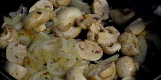 картофельная запеканка с грибами и сыром