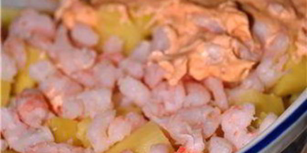 картофельная запеканка с креветками