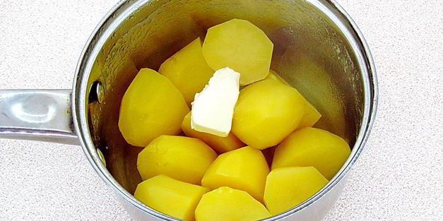 картофельная запеканка с рыбными консервами