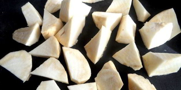 картофельная запеканка с сельдереем и фаршем