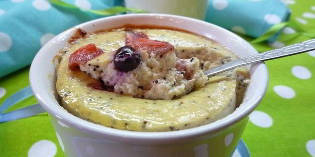 маковая запеканка с черной смородиной