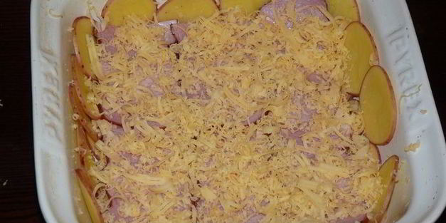 овощная запеканка с ветчиной и розмарином