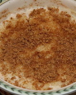 Рисовая запеканка с бананом и мускатным орехом