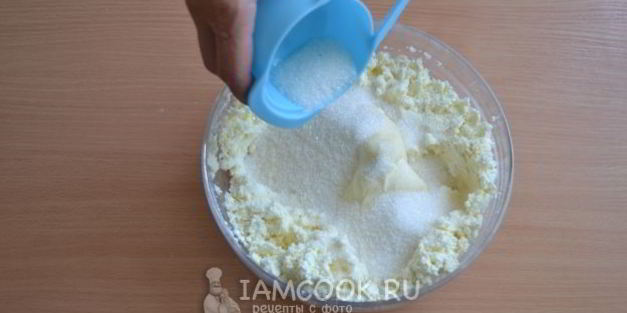 творожная запеканка с вишней