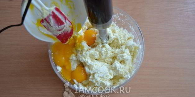 творожная запеканка с вишней