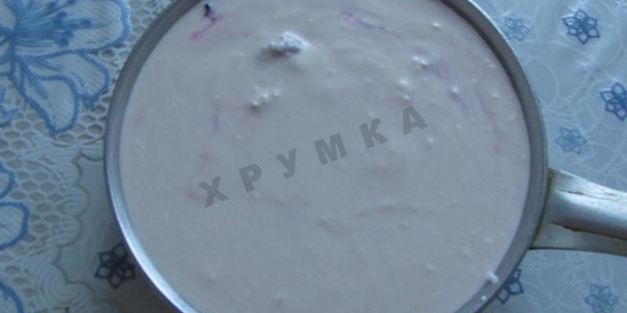 творожная запеканка с ягодами под абрикосовым соусом