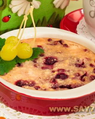 Творожная запеканка с ягодами