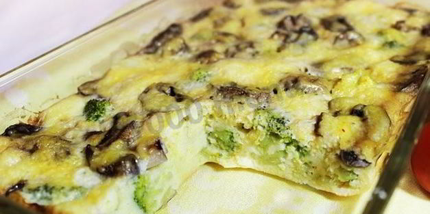 запеканка из брокколи с грибами и сыром