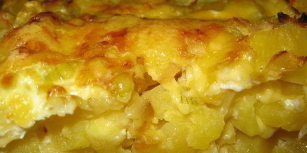 запеканка из картофеля, кабачка и с сыром
