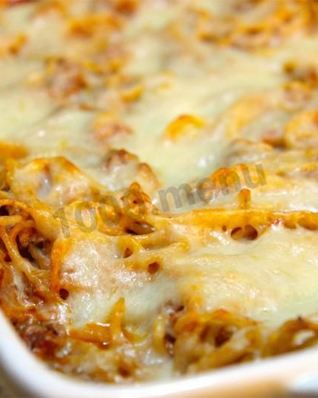 Запеканка из лапши с фаршем в духовке