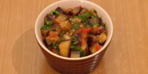 запеканка с баклажанами и фаршем с соусом бешамель