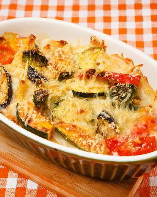 Запеканка с баклажанами и помидорами в духовке