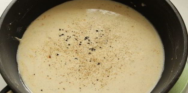 запеканка с тефтелями, брокколи и цветной капустой