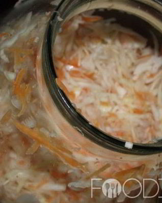 Быстрая квашеная капуста