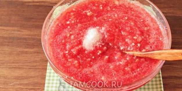 хренодер с помидорами на зиму