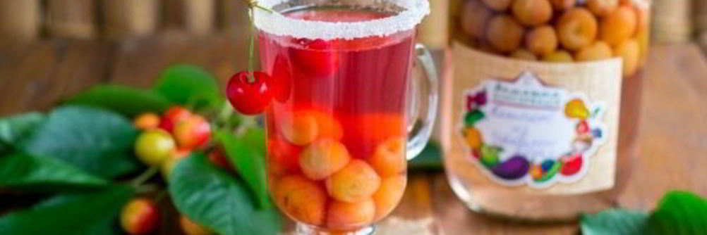 Компот из черешни