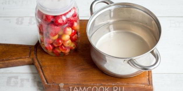 компот из черешни