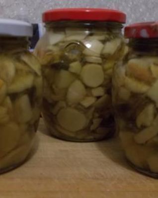 Белые грибы маринованные