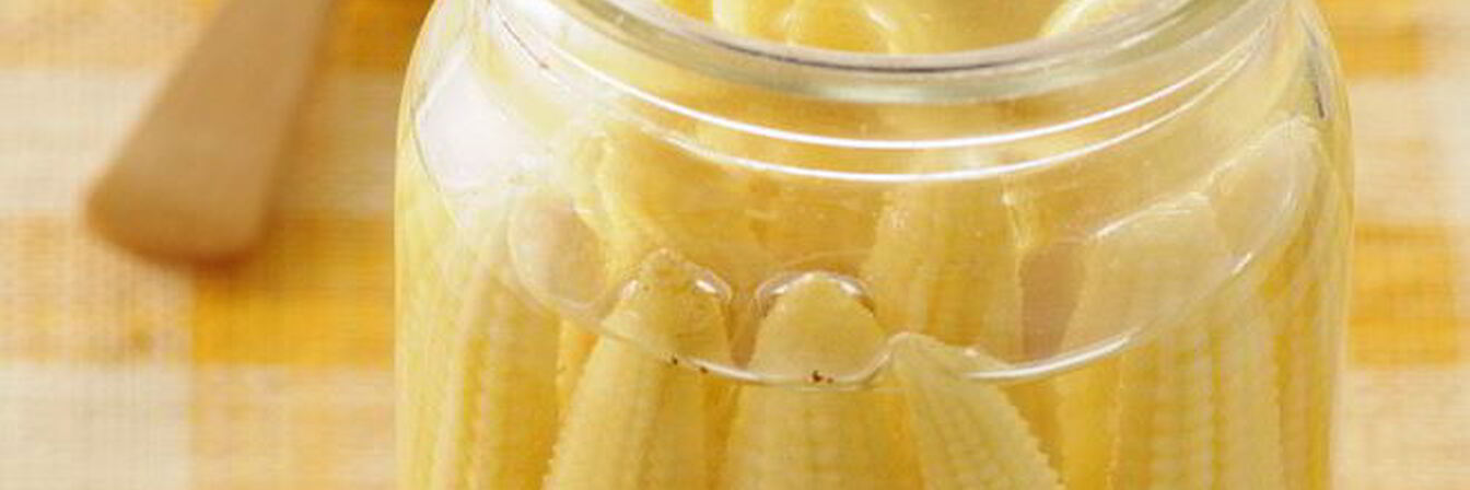 Маринованная кукуруза в банках