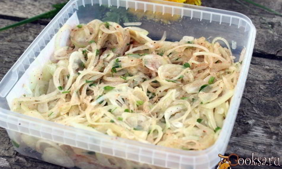 Рецепт маринованный лук к мясу