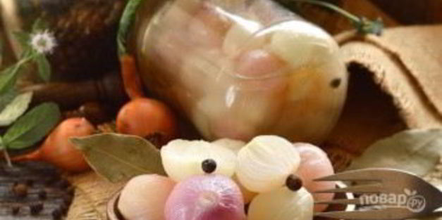 маринованный лук в уксусе на зиму