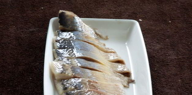 маринованный перец с селедкой