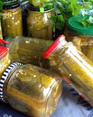 Маринованные огурцы с горчицей