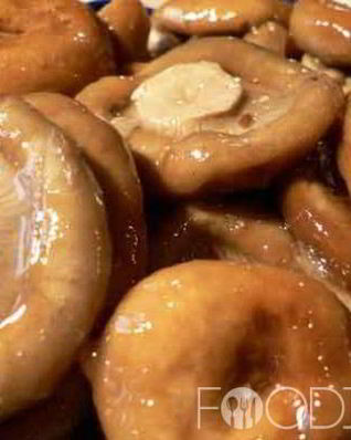 Маринованные рыжики