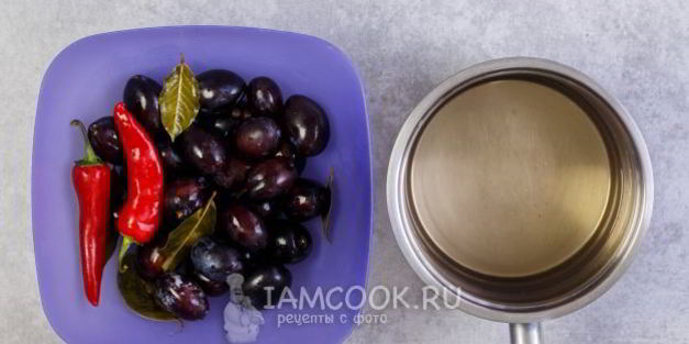 маринованные сливы угорка