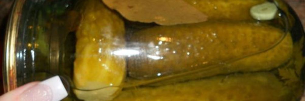 Огурчики маринованные