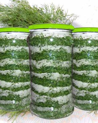 Морковная ботва с зеленью на зиму