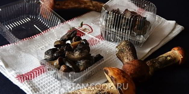 подосиновики, замороженные на зиму