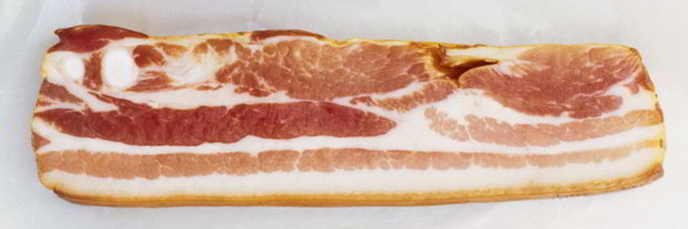 Сало в луковой шелухе