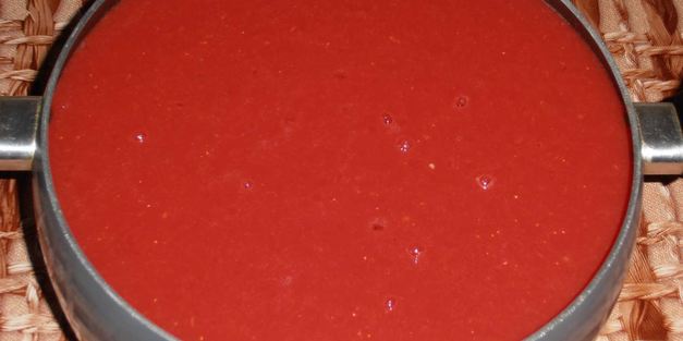 томатный сок, законсервированный на зиму